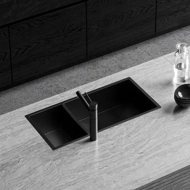 Oliveri | Spectra 1 & 1/2 Bowl Sink Black