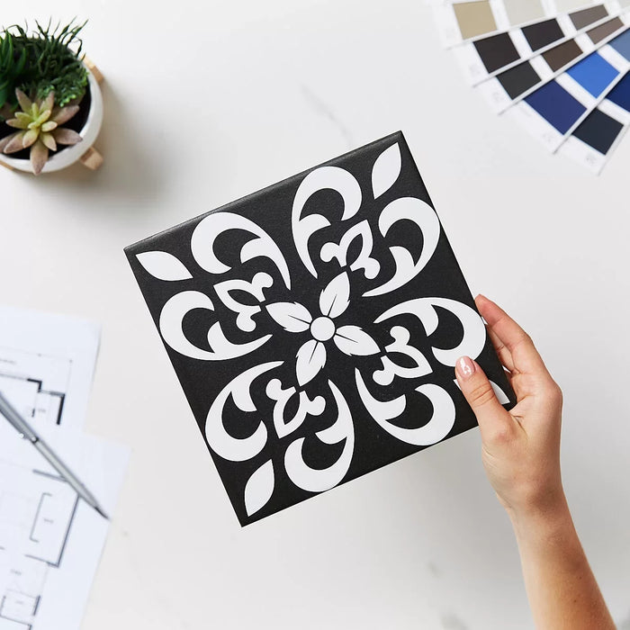 Picasso Arabic Black & White 200 x 200 Feature Tile